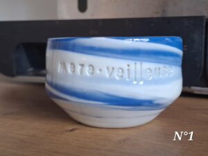 Tasse porcelaine "Mère-veilleuse"
