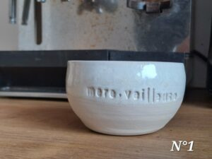 Tasse grès "Mère veilleuse"