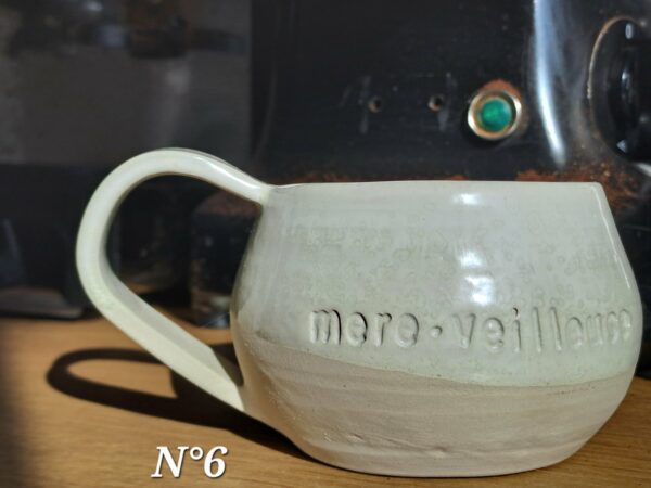 Tasse grès "Mère veilleuse"