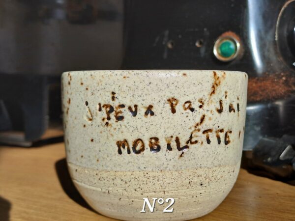 Tasse grès "J'peux pas j'ai mobylette"
